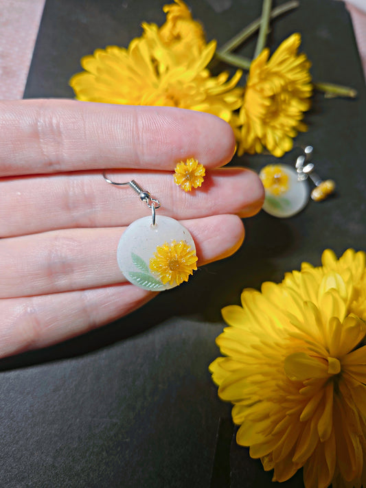 🌻Sunflower Earrings🌻 (Set of 2)